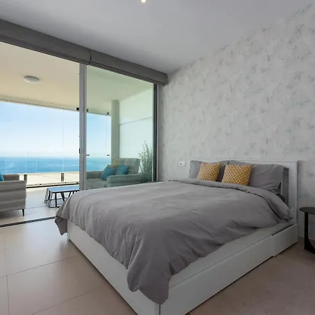 Stupa Hills - Spectacular Sea Views アパート *