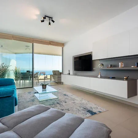 Stupa Hills - Spectacular Sea Views ベナルマデナ